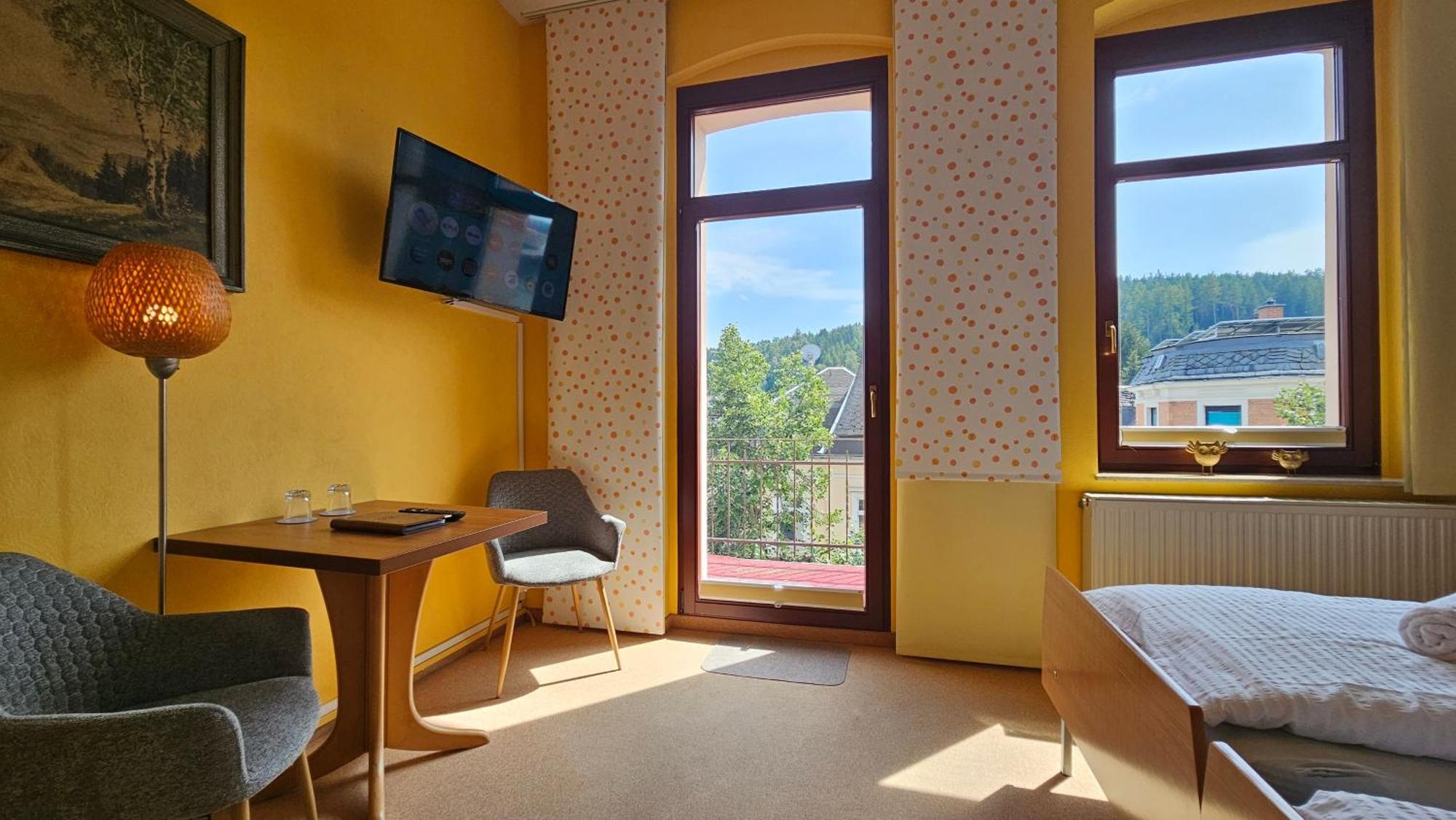Pension Weisse Rose, Parkplatz, Fruehstueck, Wlan, Zentral باد إلستر المظهر الخارجي الصورة