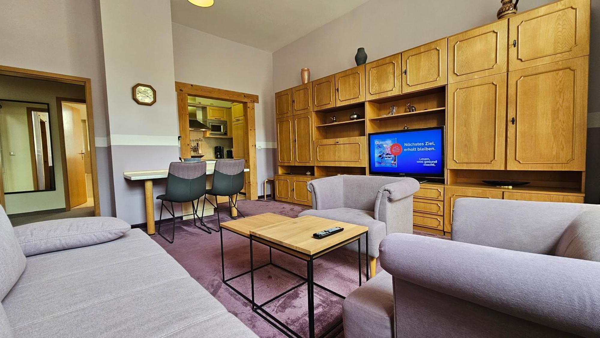 Pension Weisse Rose, Parkplatz, Fruehstueck, Wlan, Zentral باد إلستر المظهر الخارجي الصورة